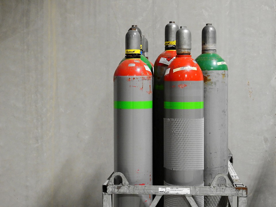EDC GAS assistenza tecnica di bombole gas